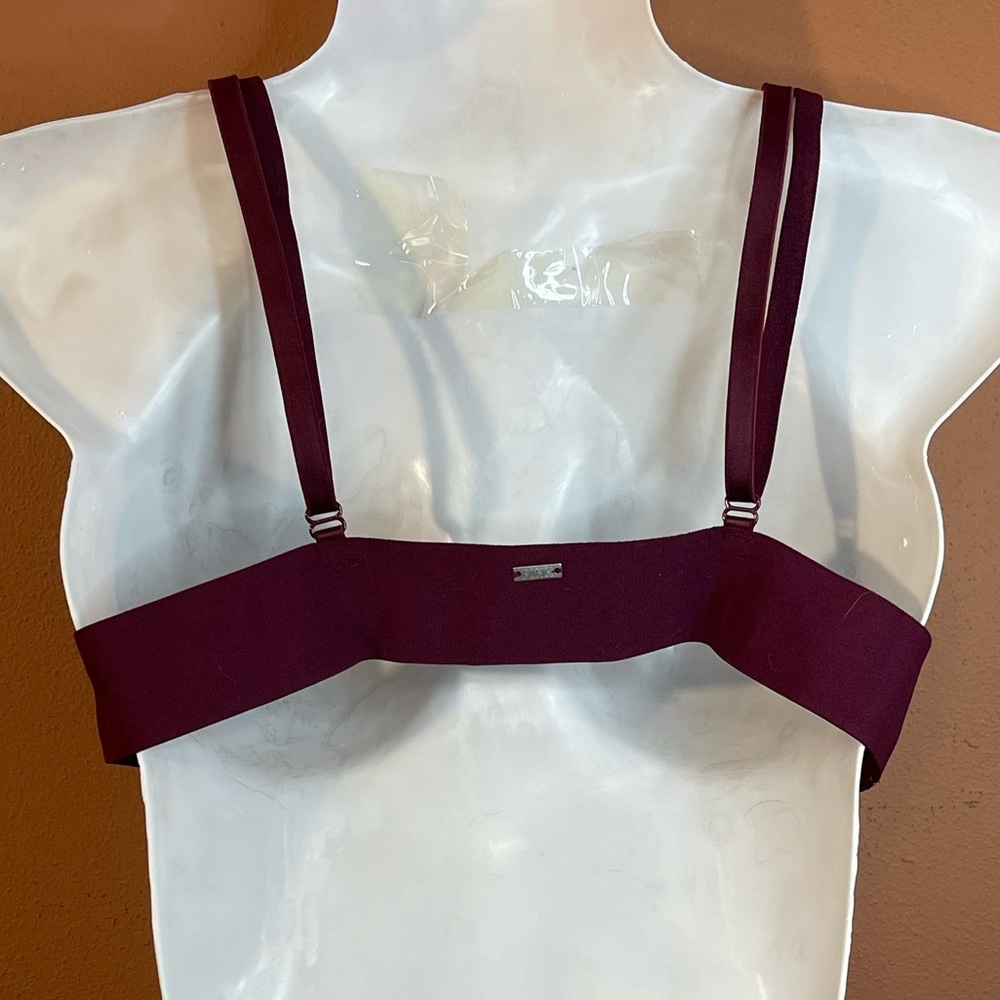 Maroon Vs Set - image 3